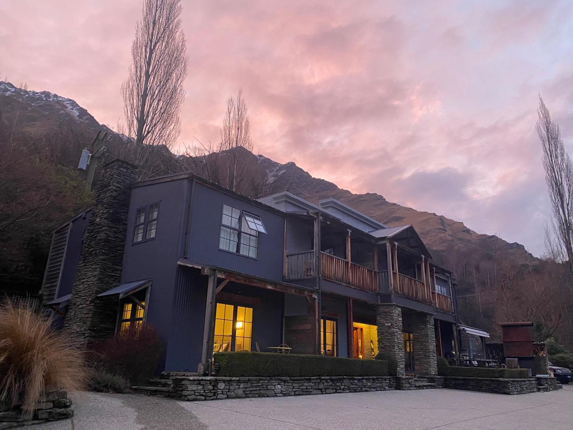 Moonlight Escape Lodge Квинстаун Экстерьер фото